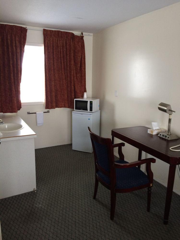 Red Deer Inn & Suites Motel Red Deer