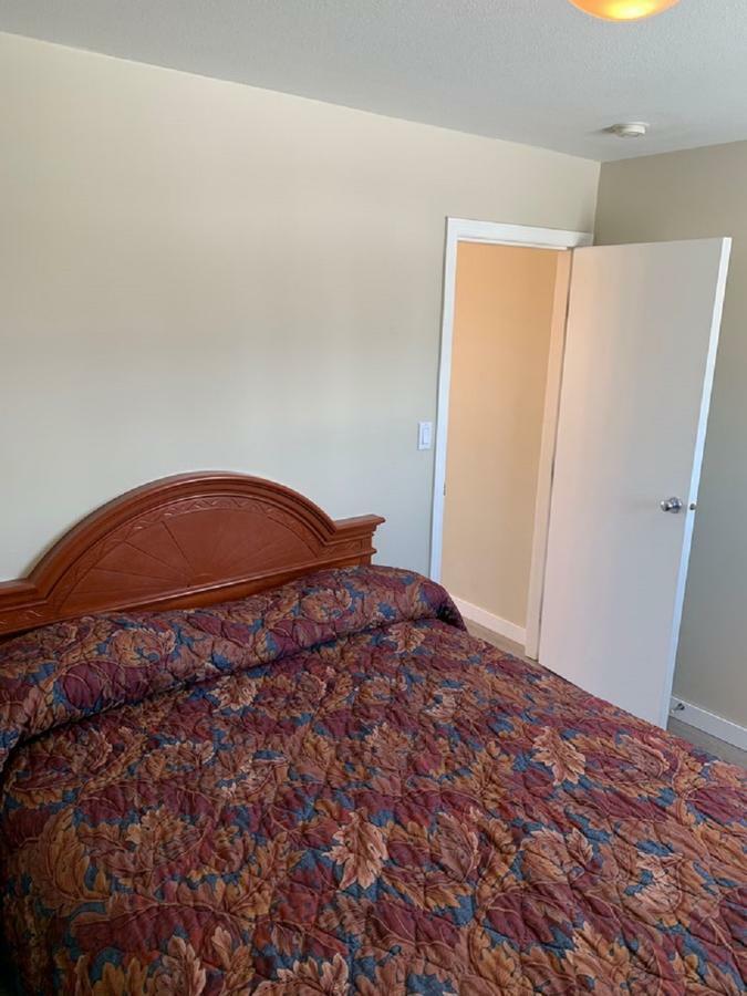 Red Deer Inn & Suites Motel Red Deer