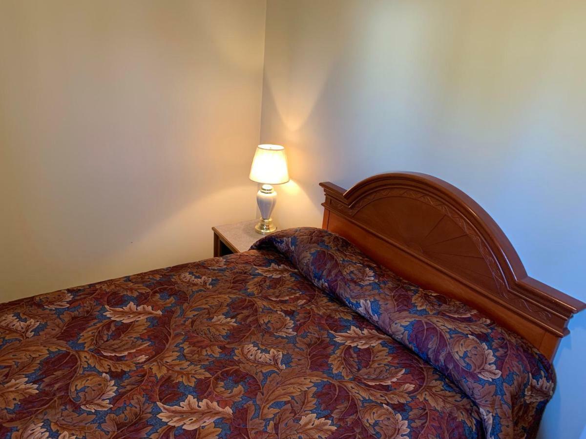 Red Deer Inn & Suites 2* Red Deer